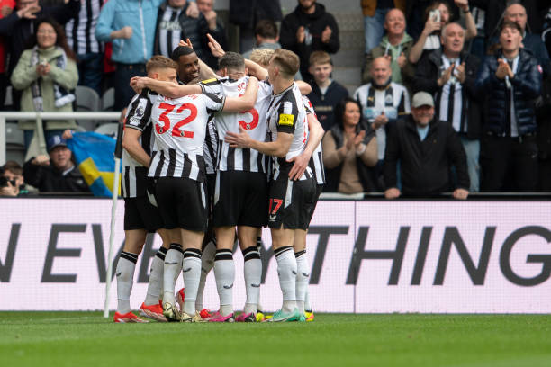 崩塌并非一 崩塌并非一