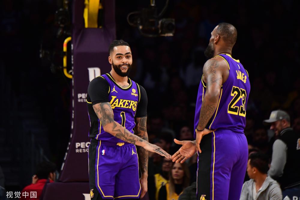 曾缺席任何 曾缺席任何